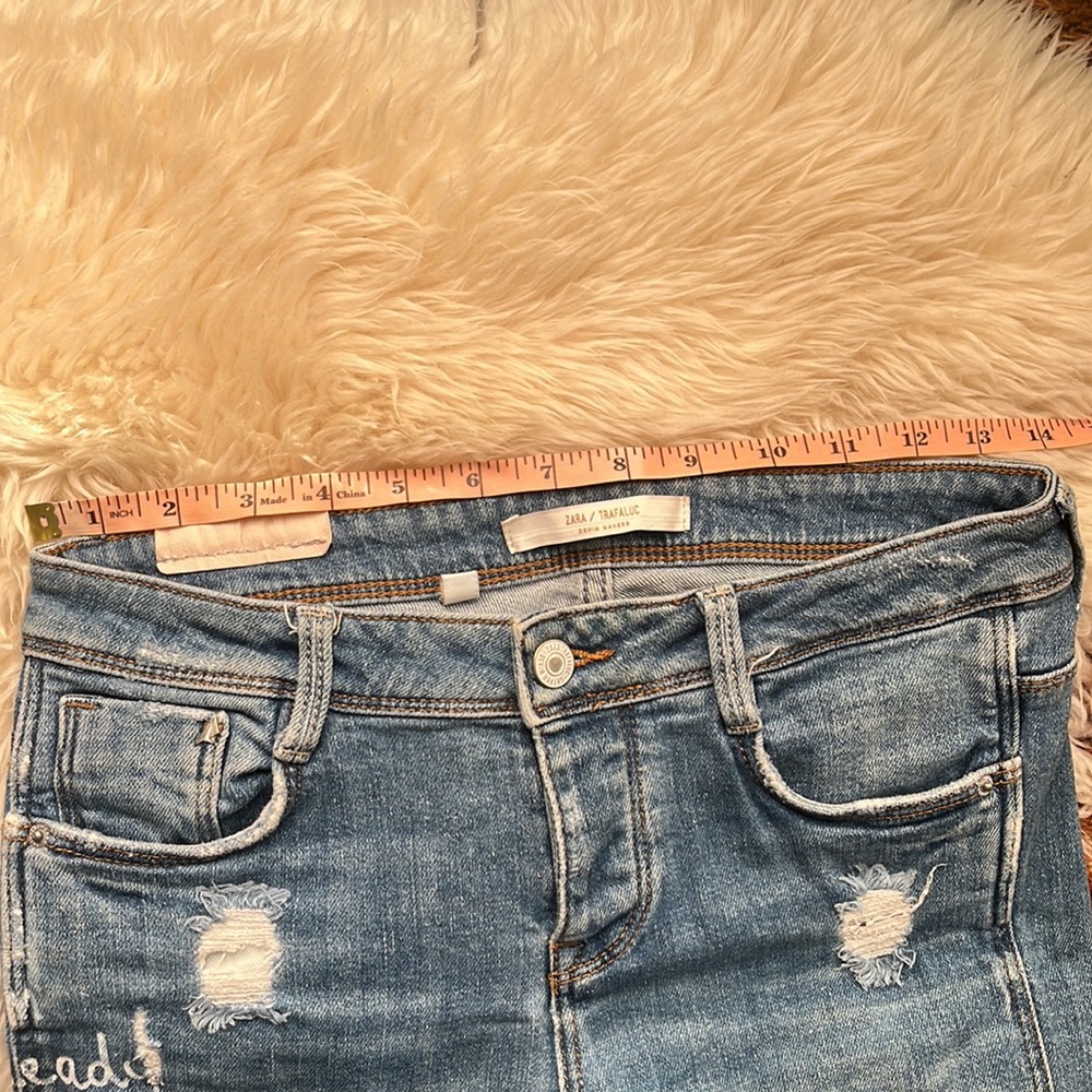 Zara Mid Rise Crop Jeans - Picture 9 of 9